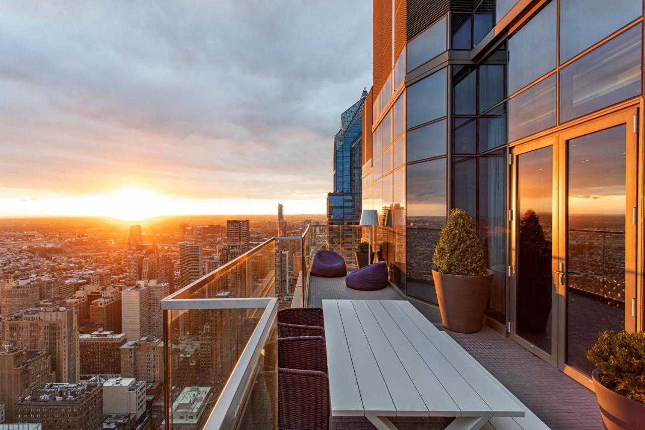 W Philadelphia Hotel Luaran gambar